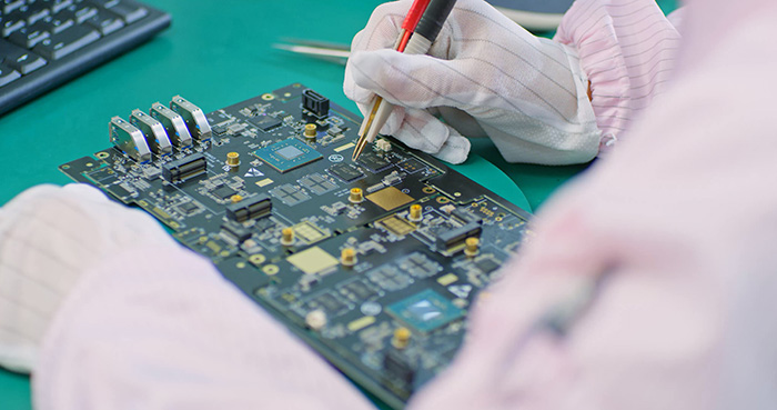 小批量SMT貼片加工為何普遍收取工程費?一份說透成本的底層邏輯解析-1943科技